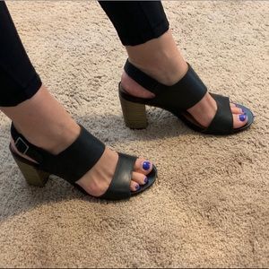 Clark’s Soft Black Cushion Heels - size 10